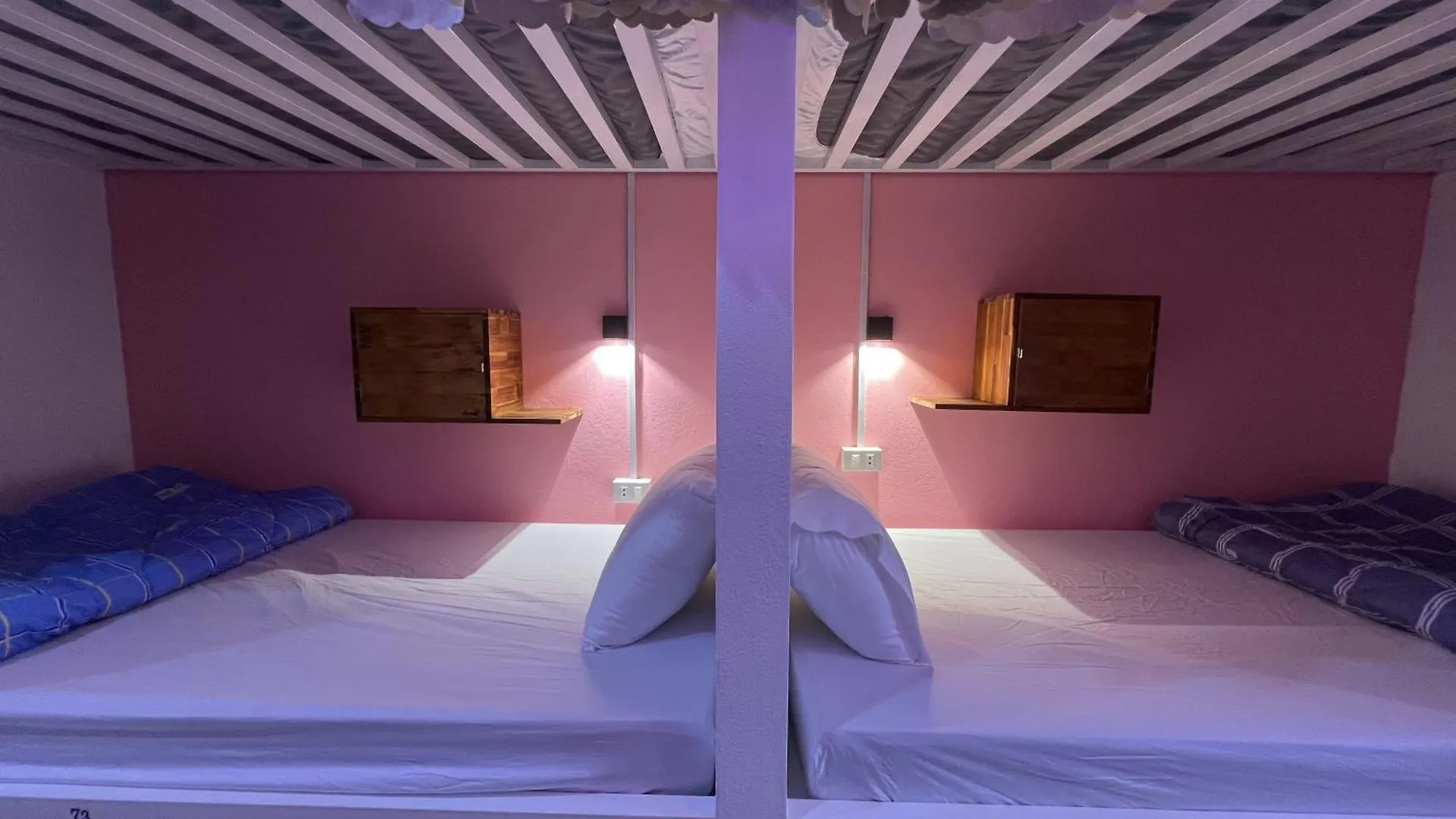 Hostel Funny Riverside Backpackers Luang Prabang Laos