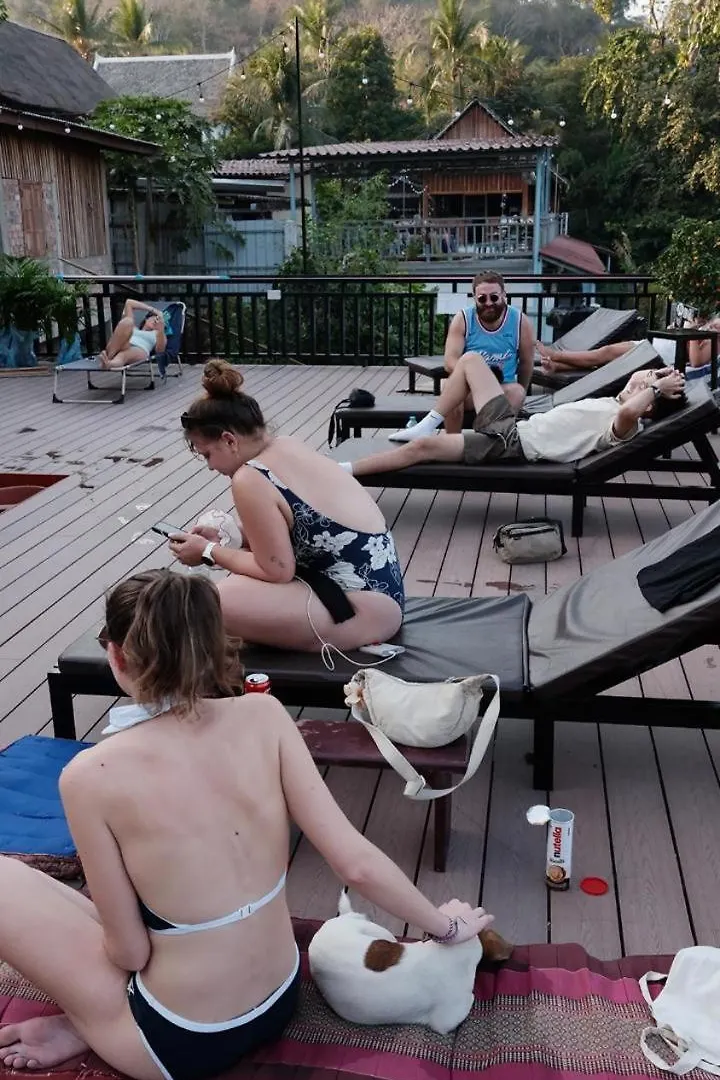 Funny Riverside Backpackers Luang Prabang